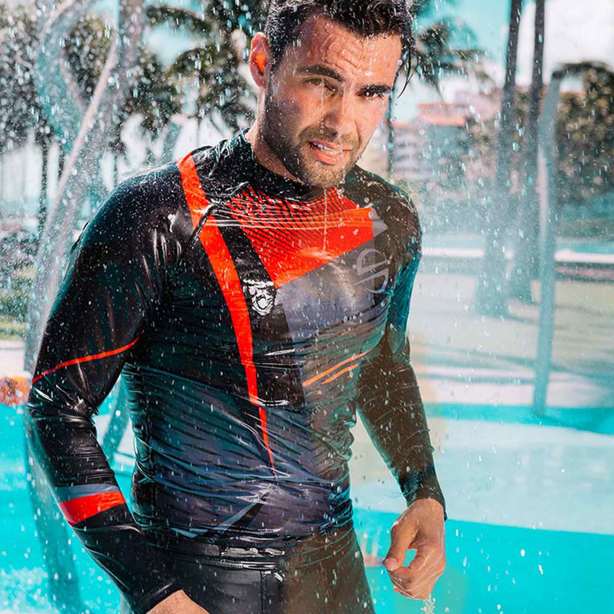A Men’s Rash Guard That Combines Durability With Style – Platinum Sun